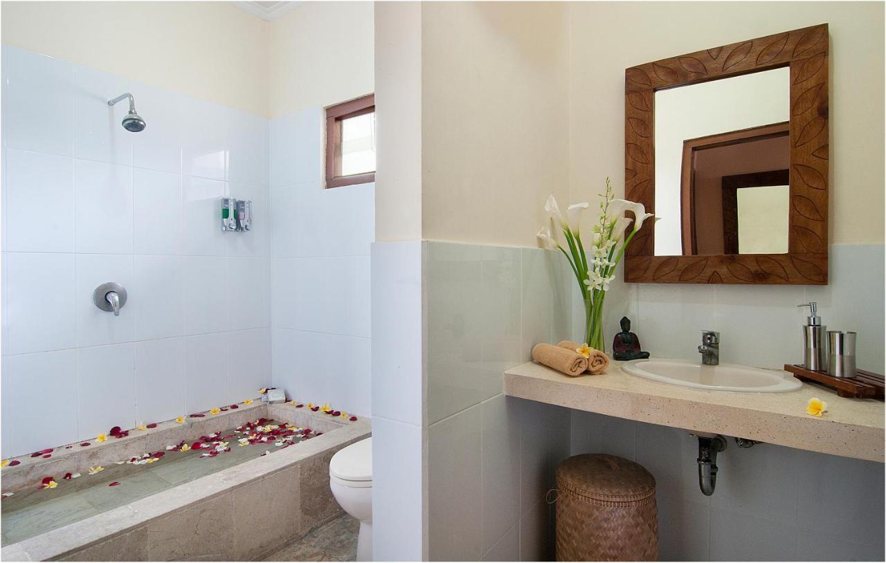 6br Sensel - Minggu Villa Seminyak (Bali)